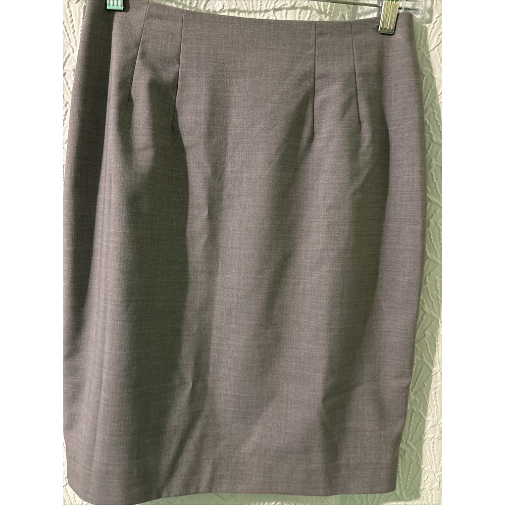 H&M Grey Stretch Work Business Office Pencil Skirt sz 6. Classic/ Professional